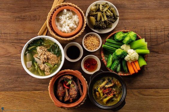 Ẩm Thực Truyền Thống Việt Nam - C&ugrave;ng Kh&aacute;m Ph&aacute; V&agrave; Thưởng Thức&nbsp;