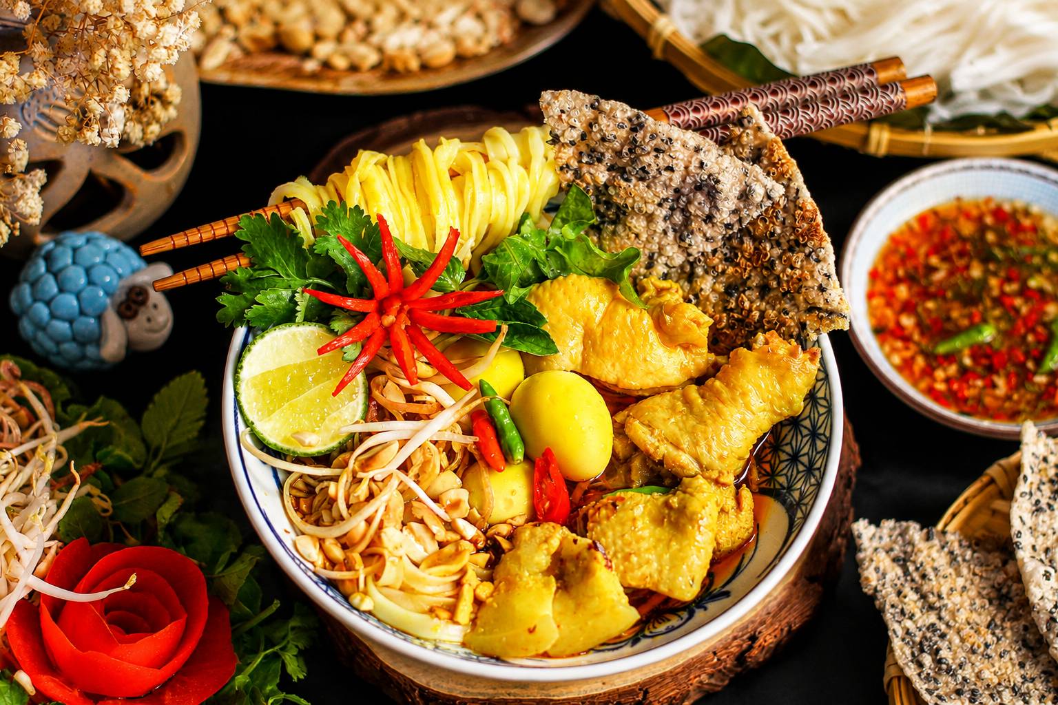 M&igrave; Quảng G&agrave; T&ocirc;m: C&aacute;ch Nấu Đậm Vị Miền Trung Tại Nh&agrave;