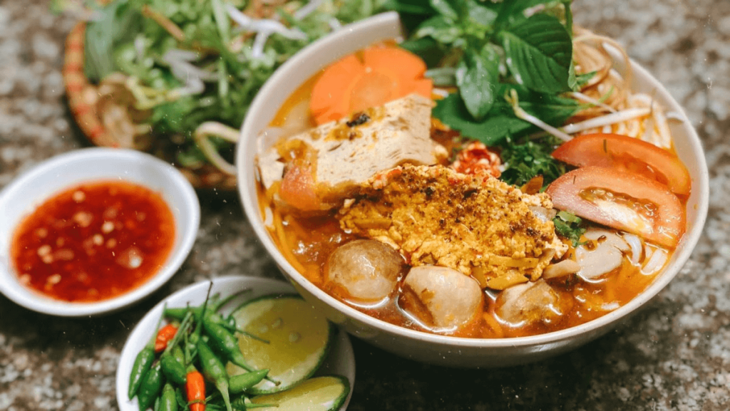 Bún riêu cua đồng thơm ngon 